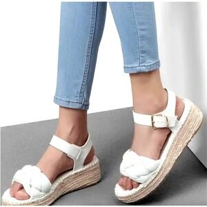Pretty Little Thing White Platform Espadrille Sandals Size 9 Faux Leather Ankle